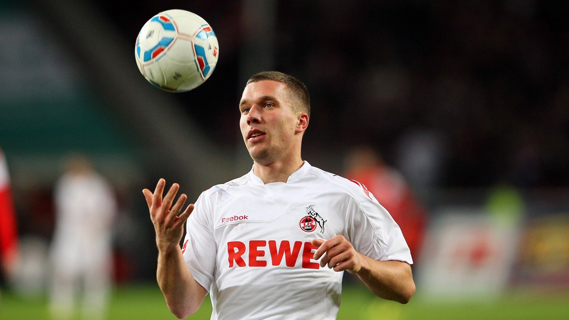 英超赛场奇迹：从绝望到喜悦的逆转传奇，英超比赛记录